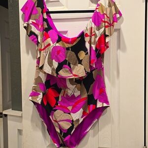 Trina Turk One-piece Ruffle swimsuit Sz 14.  Fuschia, White, Black, & Tan Floral
